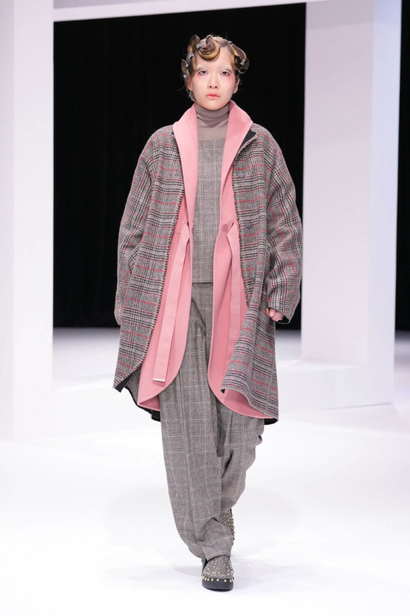 Hiroko Koshino fashion show for Autumn/Winter 2024