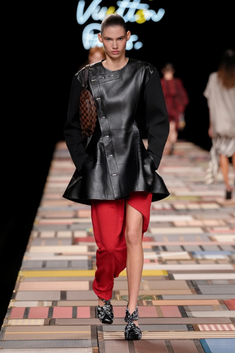 Louis Vuitton fashion show for Spring/Summer 2025