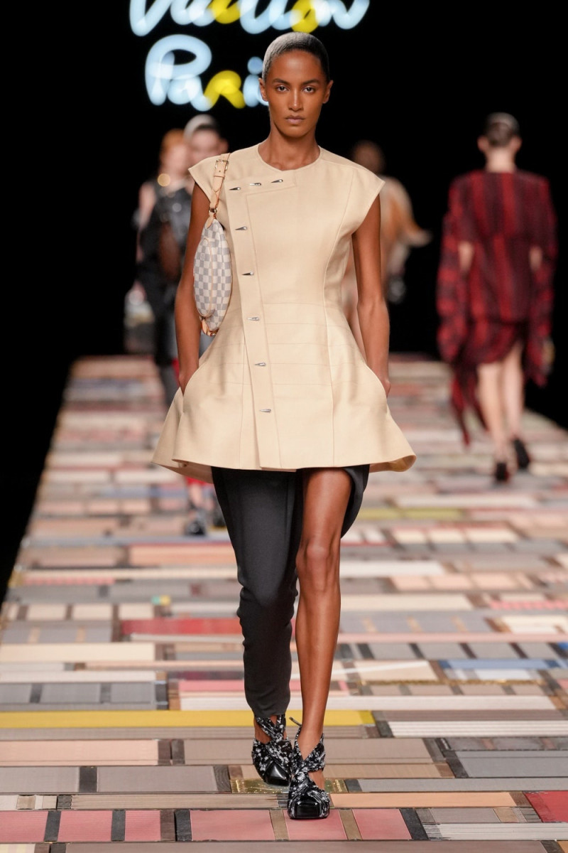 Louis Vuitton fashion show for Spring/Summer 2025