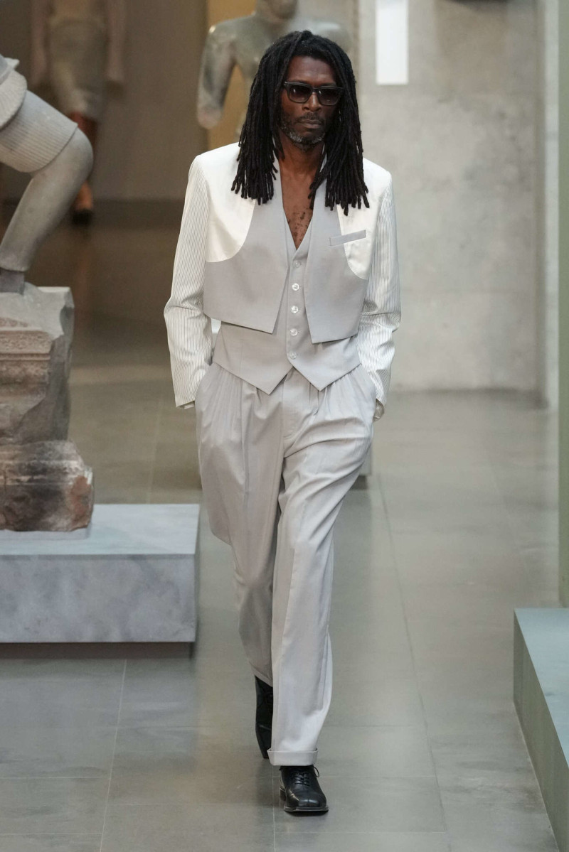 Peter Do fashion show for Spring/Summer 2025