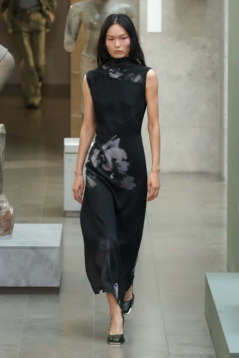 Peter Do fashion show for Spring/Summer 2025