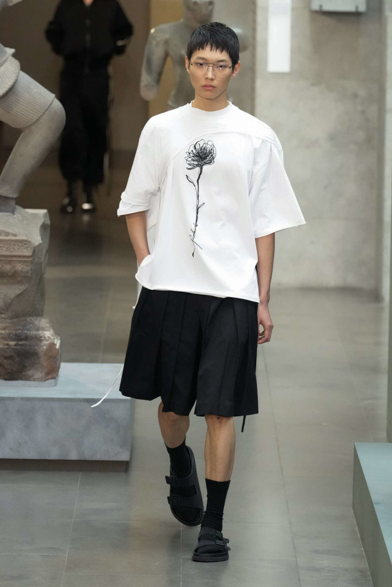 Peter Do fashion show for Spring/Summer 2025