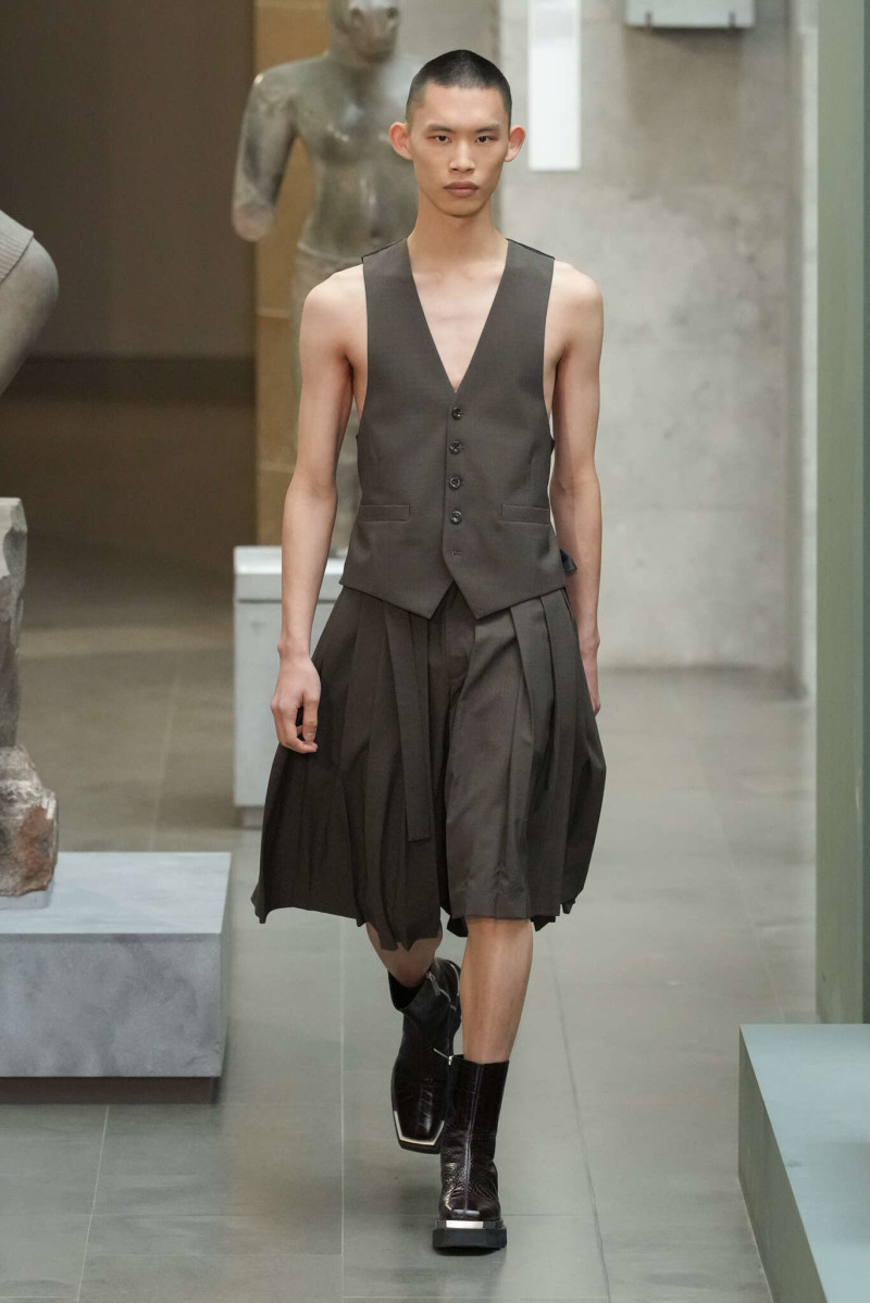 Peter Do fashion show for Spring/Summer 2025