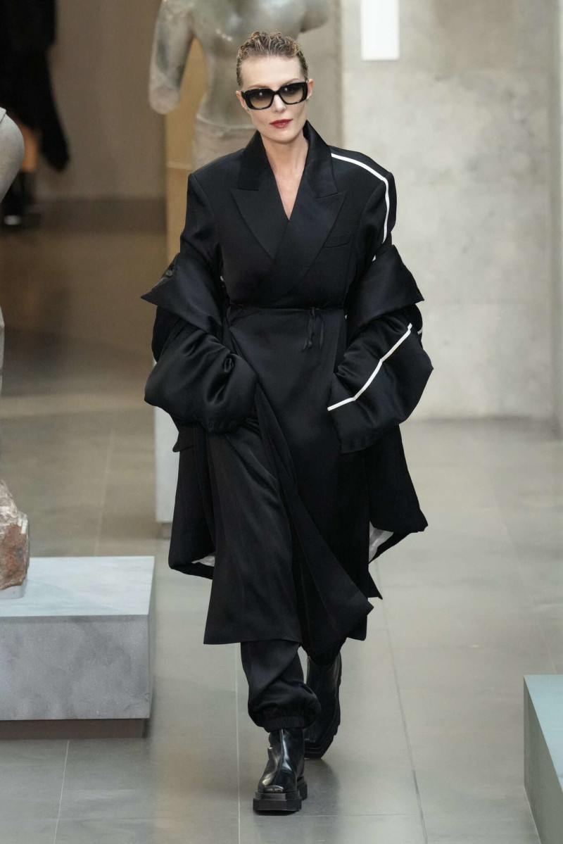 Peter Do fashion show for Spring/Summer 2025