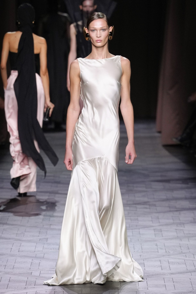 Nina Ricci fashion show for Spring/Summer 2025