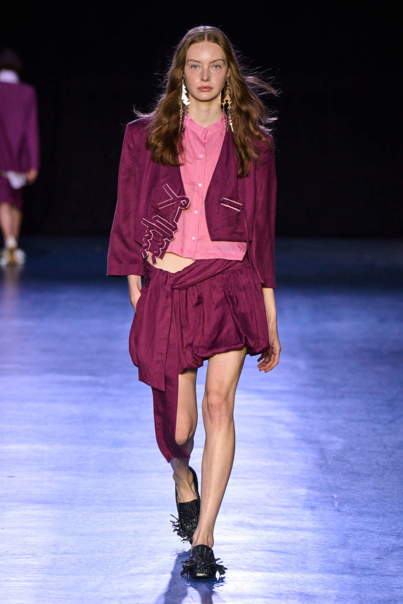 Vivienne Tam fashion show for Spring/Summer 2025