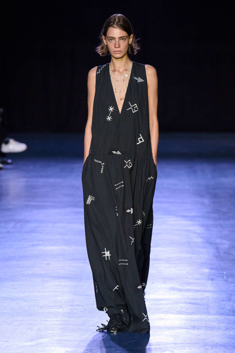 Vivienne Tam fashion show for Spring/Summer 2025