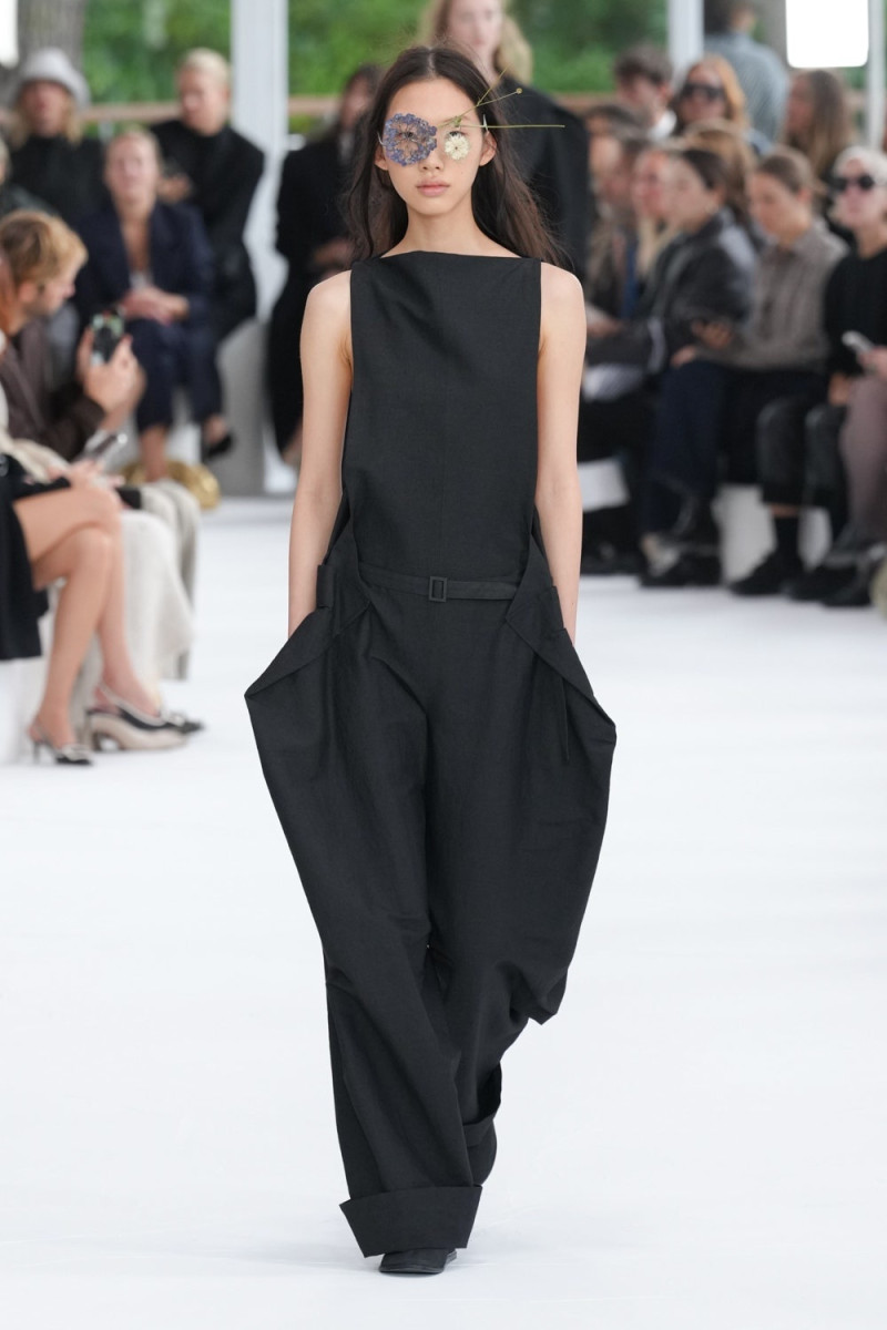 Issey Miyake fashion show for Spring/Summer 2025
