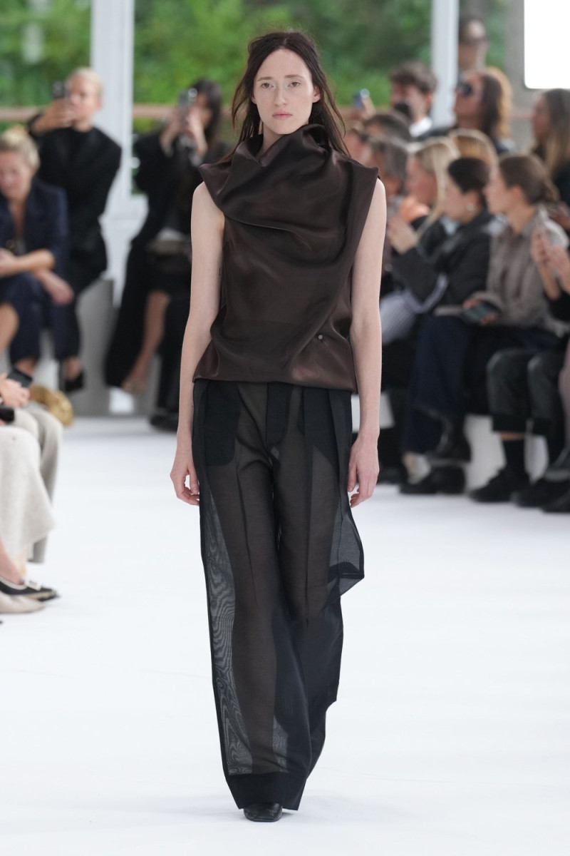 Issey Miyake fashion show for Spring/Summer 2025