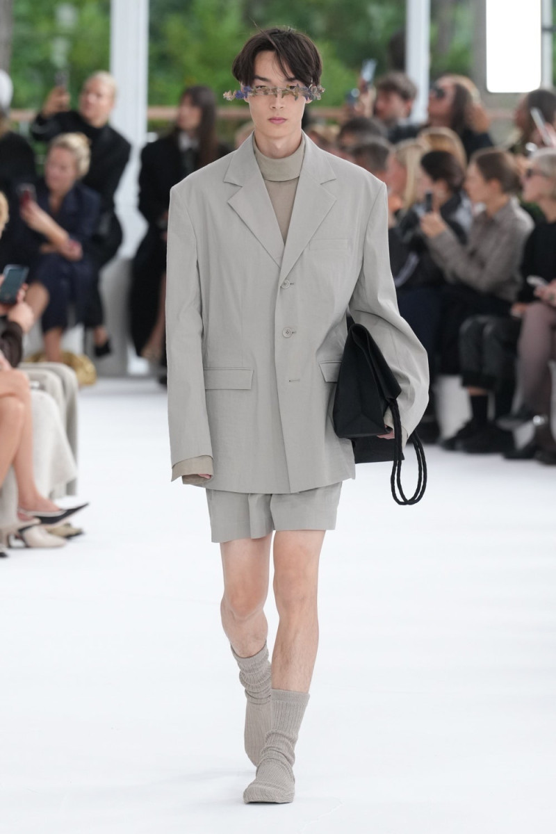 Issey Miyake fashion show for Spring/Summer 2025