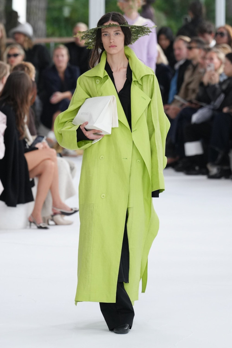 Issey Miyake fashion show for Spring/Summer 2025