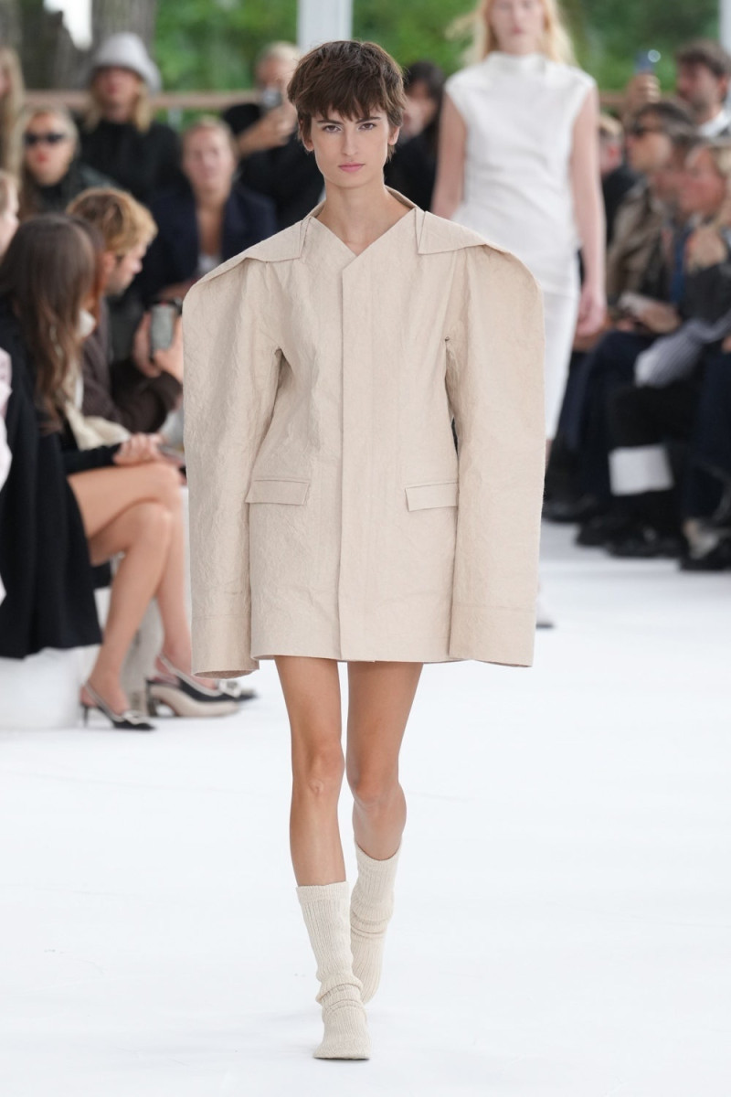 Issey Miyake fashion show for Spring/Summer 2025