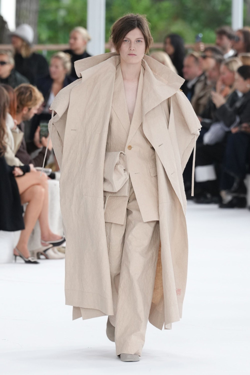 Issey Miyake fashion show for Spring/Summer 2025