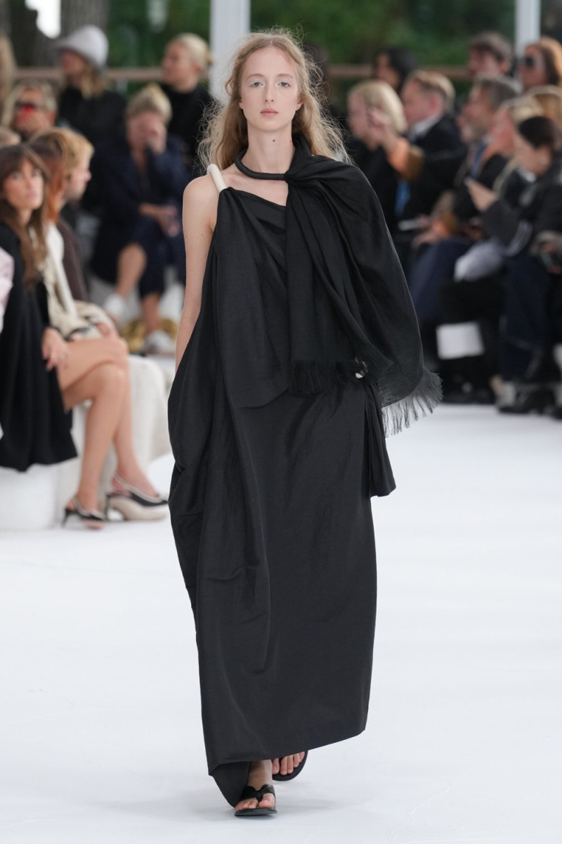 Issey Miyake fashion show for Spring/Summer 2025
