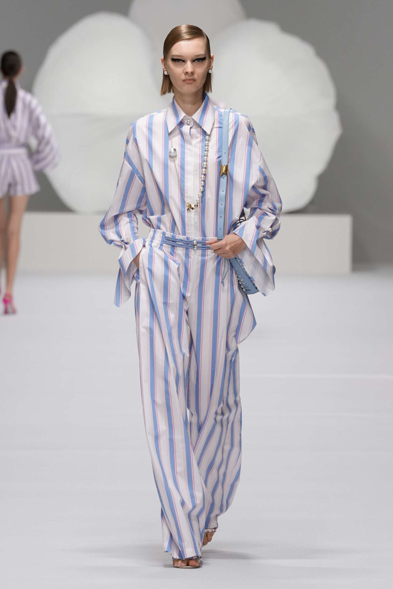 Genny fashion show for Spring/Summer 2025