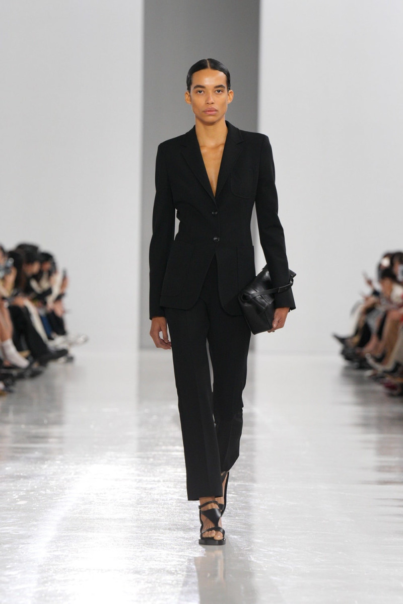 Max Mara fashion show for Spring/Summer 2025
