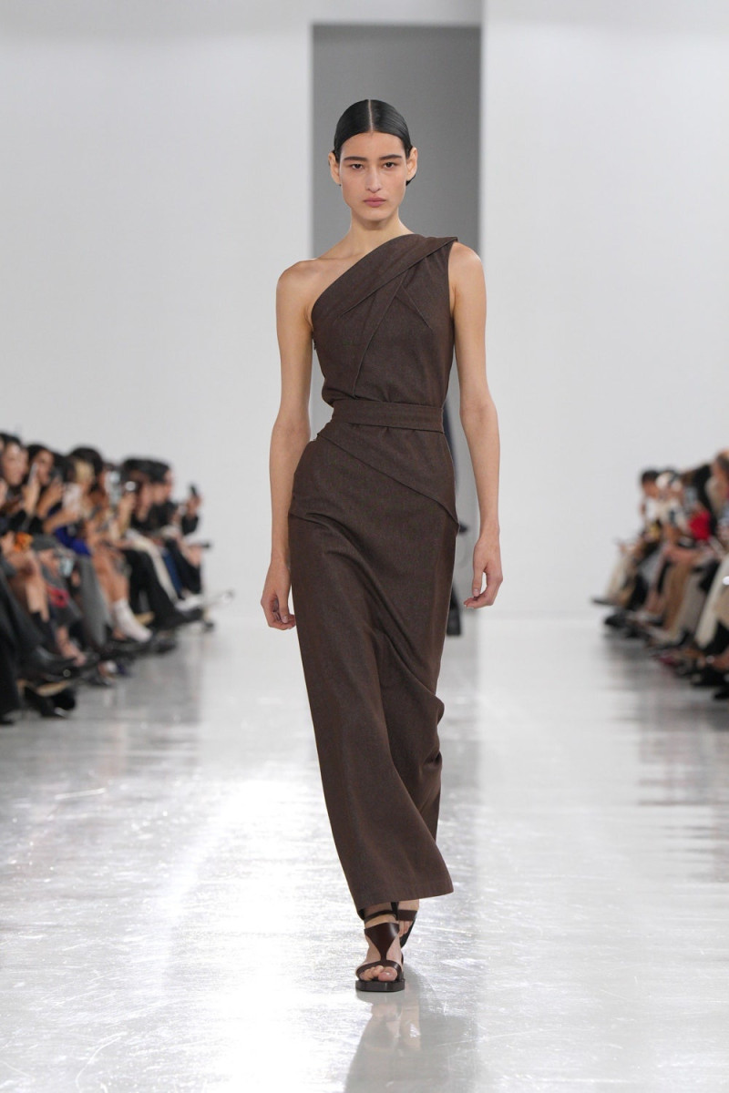 Max Mara fashion show for Spring/Summer 2025