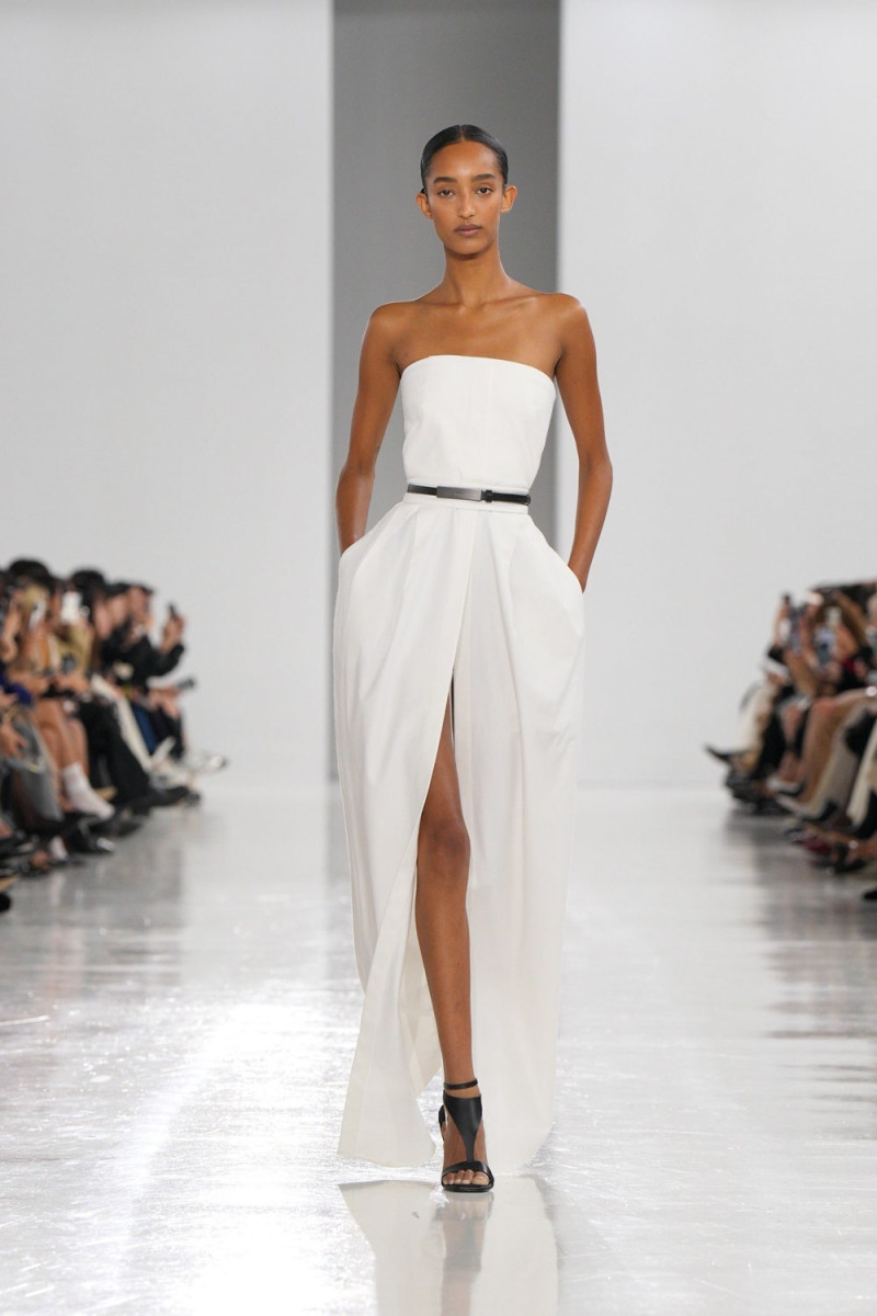 Max Mara fashion show for Spring/Summer 2025