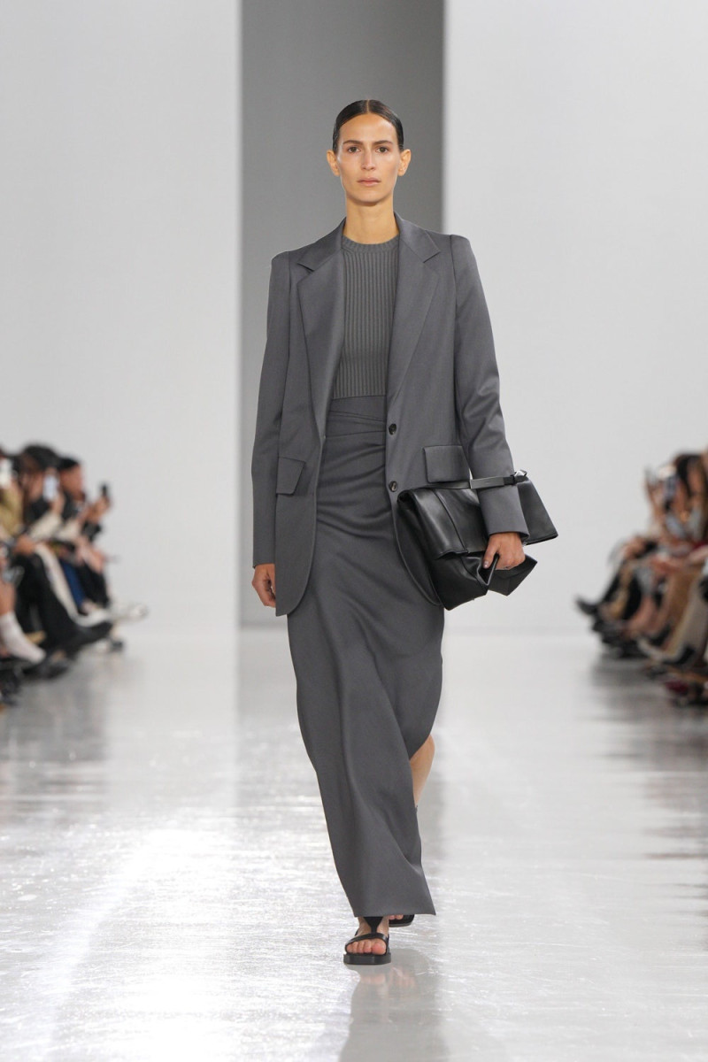Max Mara fashion show for Spring/Summer 2025