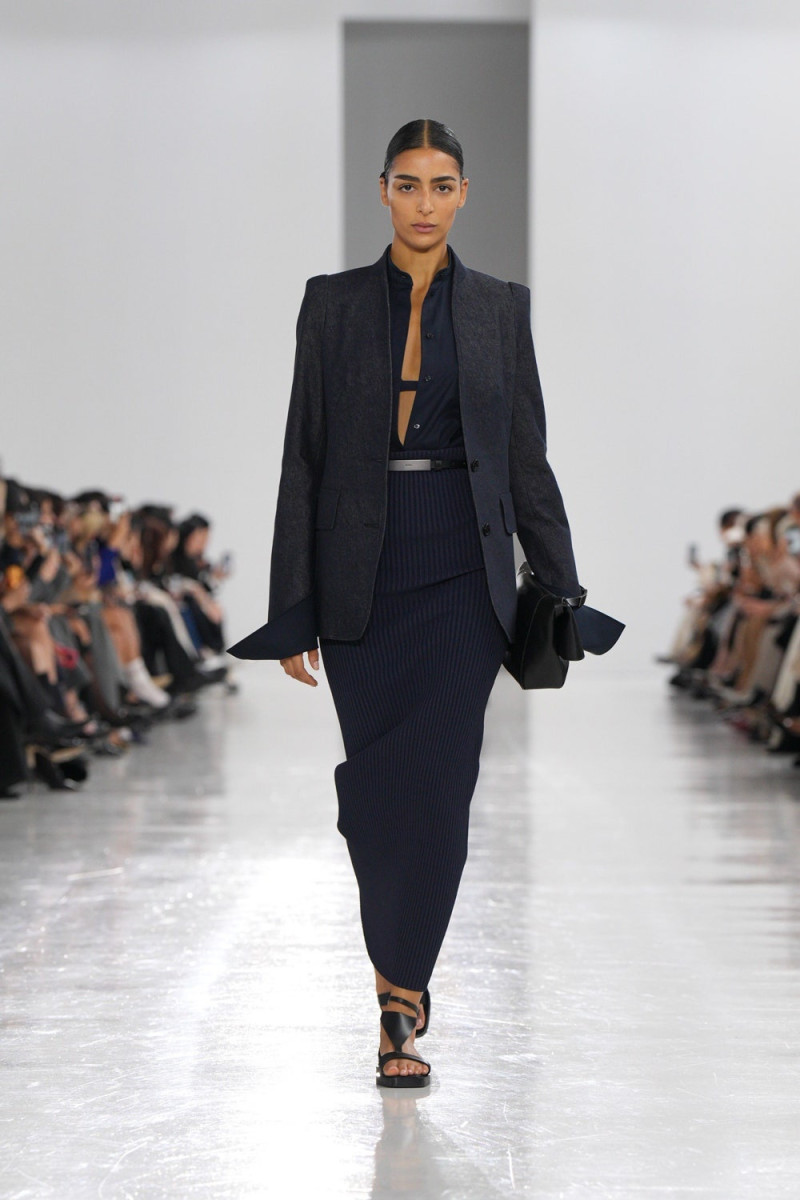 Max Mara fashion show for Spring/Summer 2025