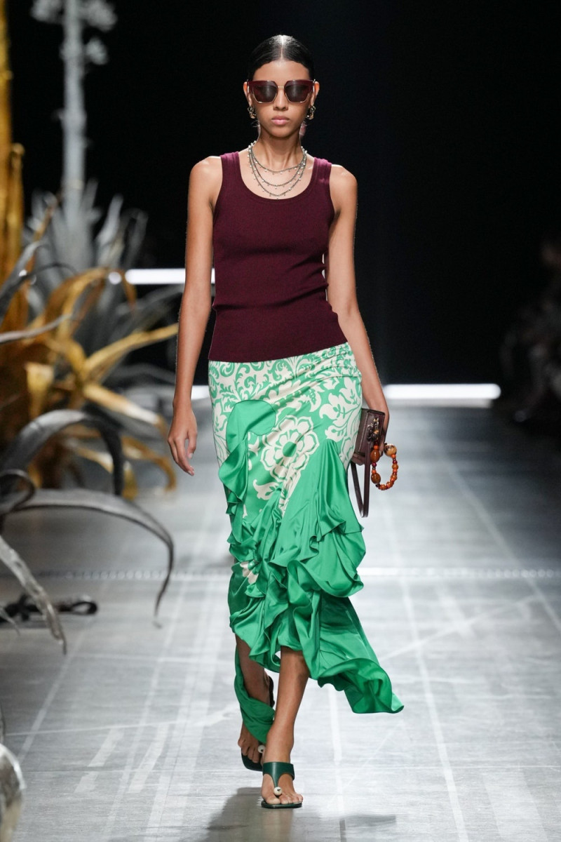 Etro fashion show for Spring/Summer 2025