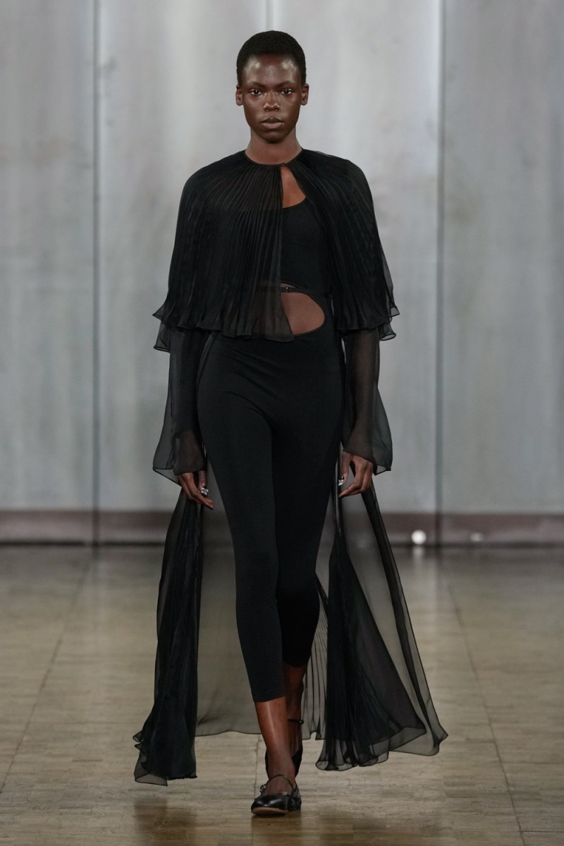 Nensi Dojaka fashion show for Spring/Summer 2025