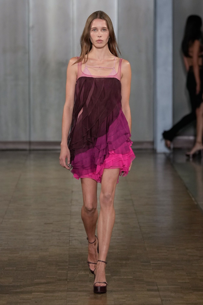 Nensi Dojaka fashion show for Spring/Summer 2025