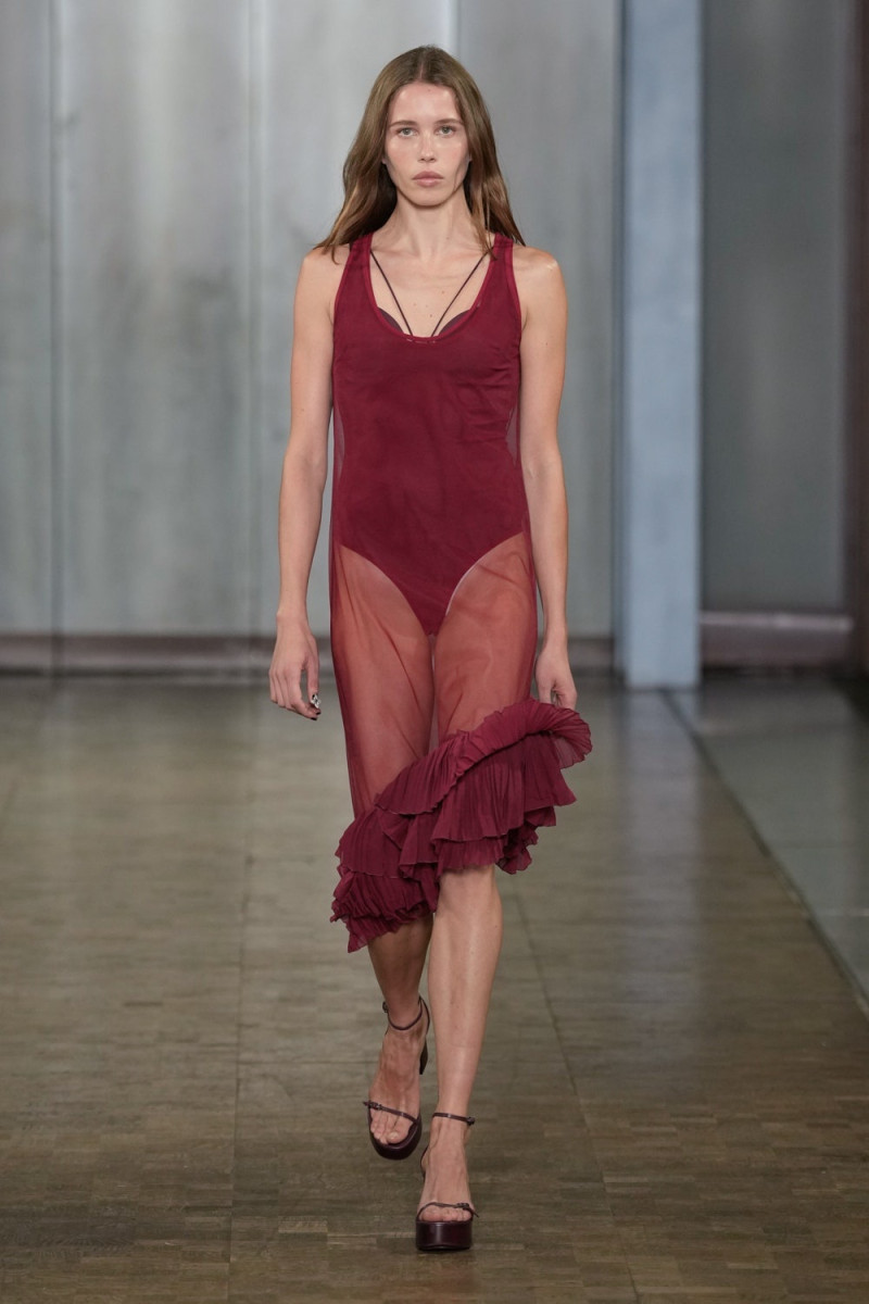 Nensi Dojaka fashion show for Spring/Summer 2025