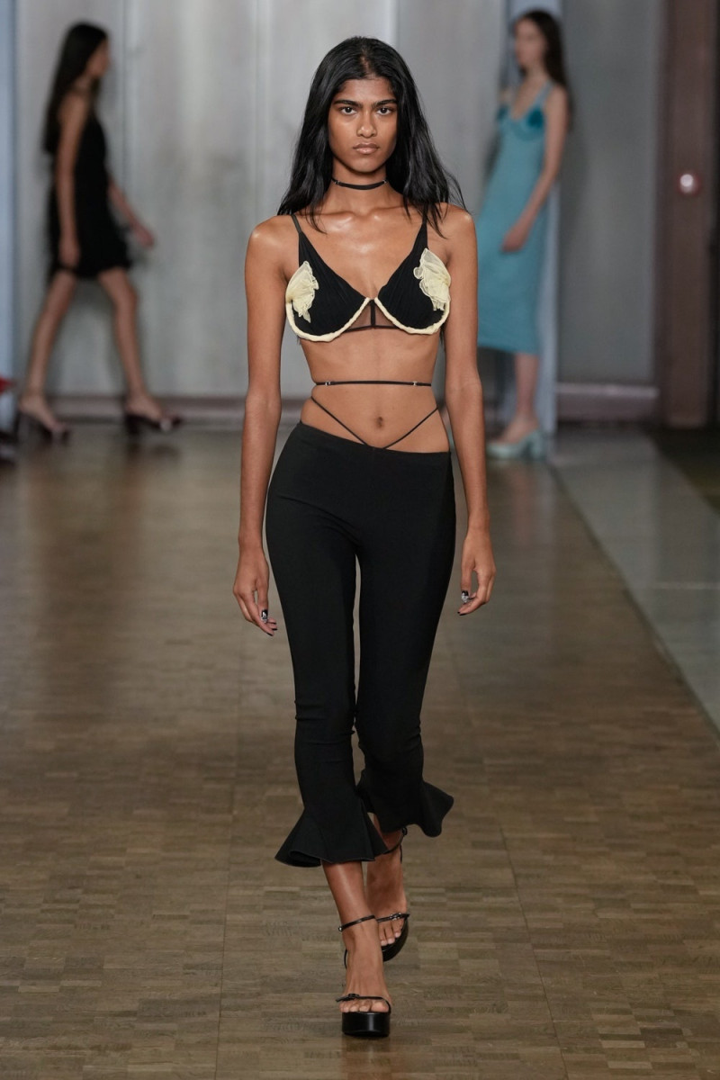 Nensi Dojaka fashion show for Spring/Summer 2025