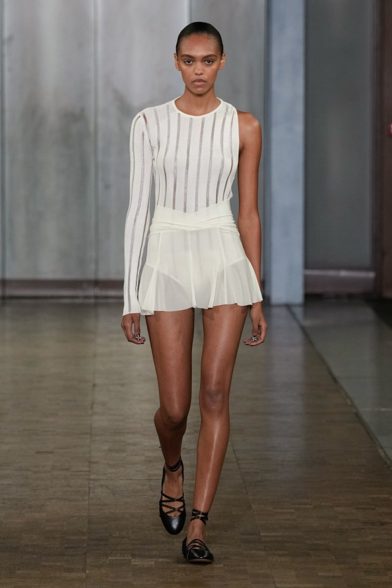 Nensi Dojaka fashion show for Spring/Summer 2025