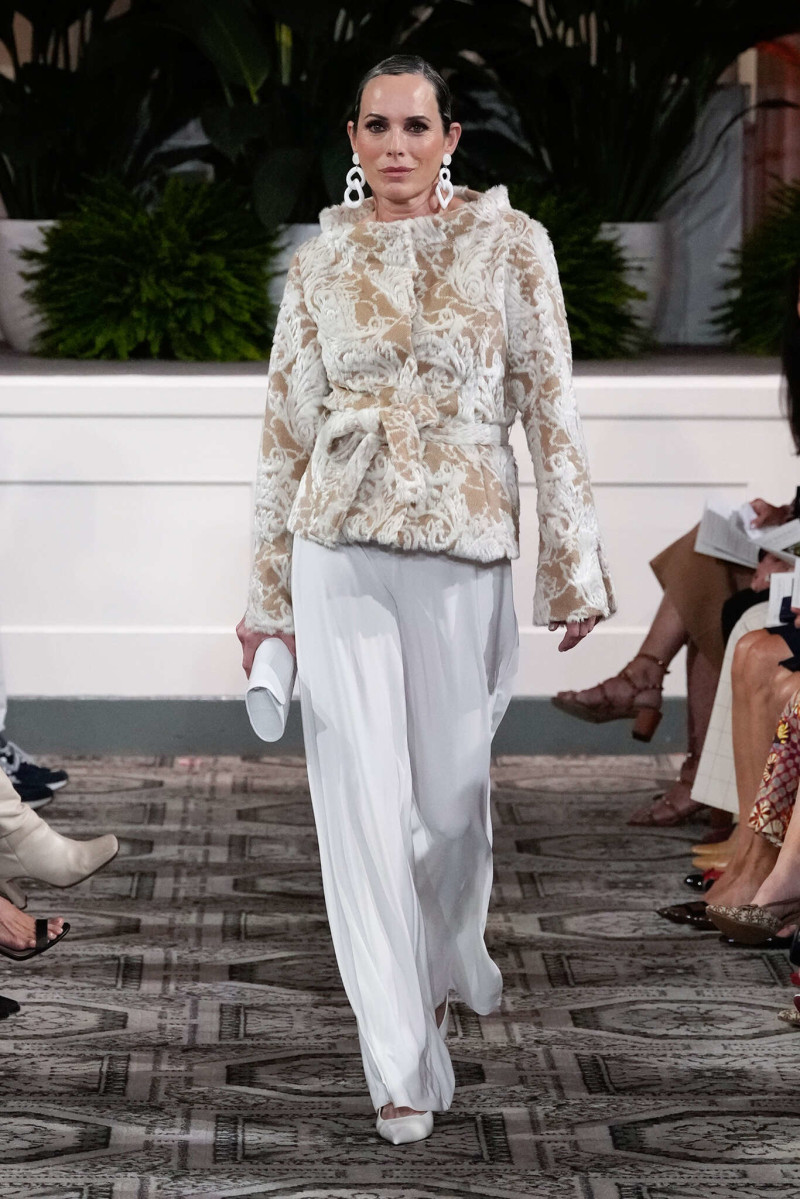 Dennis Basso fashion show for Spring/Summer 2025