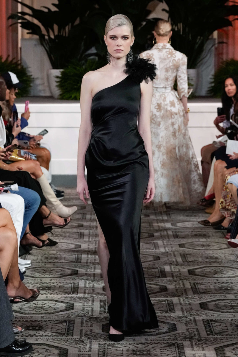 Dennis Basso fashion show for Spring/Summer 2025