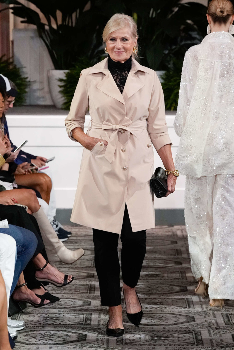 Dennis Basso fashion show for Spring/Summer 2025