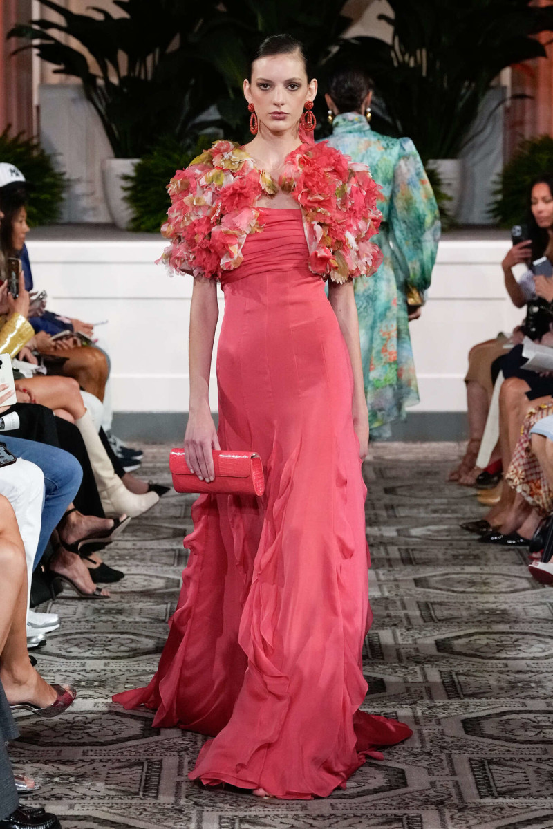 Dennis Basso fashion show for Spring/Summer 2025