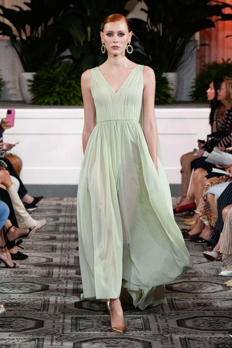 Dennis Basso fashion show for Spring/Summer 2025