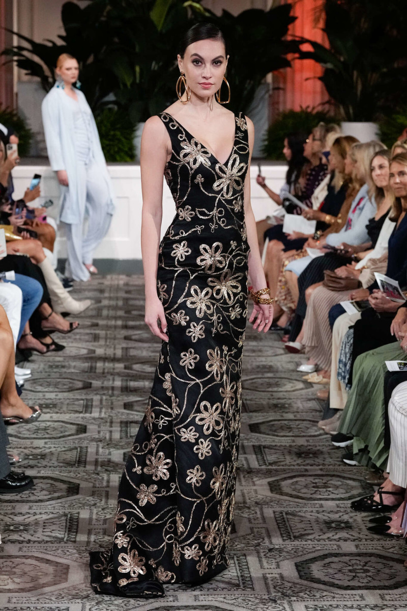 Dennis Basso fashion show for Spring/Summer 2025