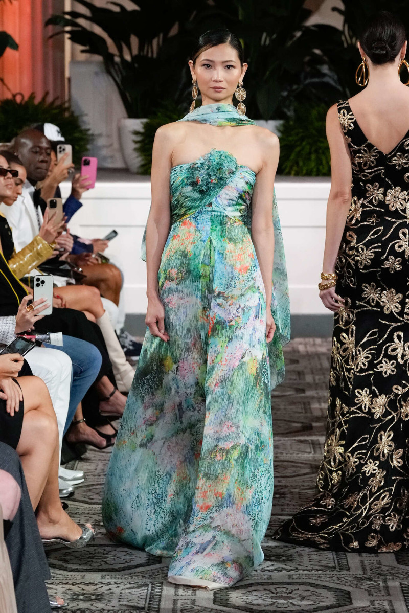 Dennis Basso fashion show for Spring/Summer 2025