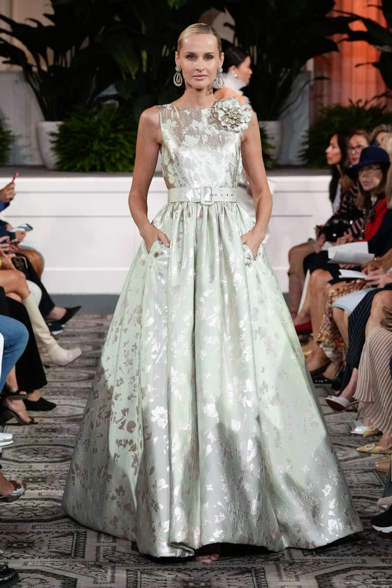Dennis Basso fashion show for Spring/Summer 2025