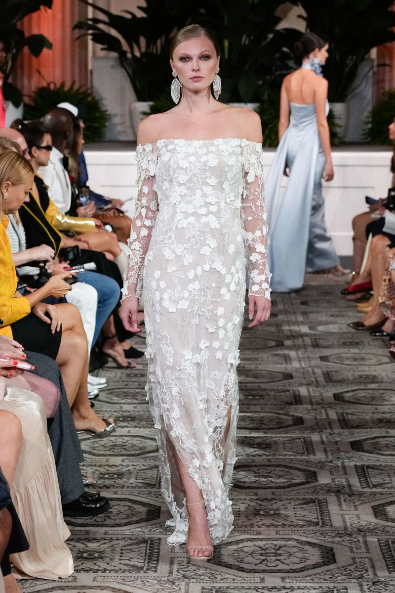 Dennis Basso fashion show for Spring/Summer 2025