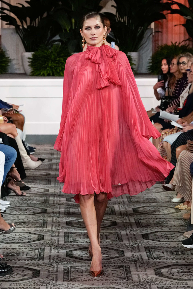 Dennis Basso fashion show for Spring/Summer 2025