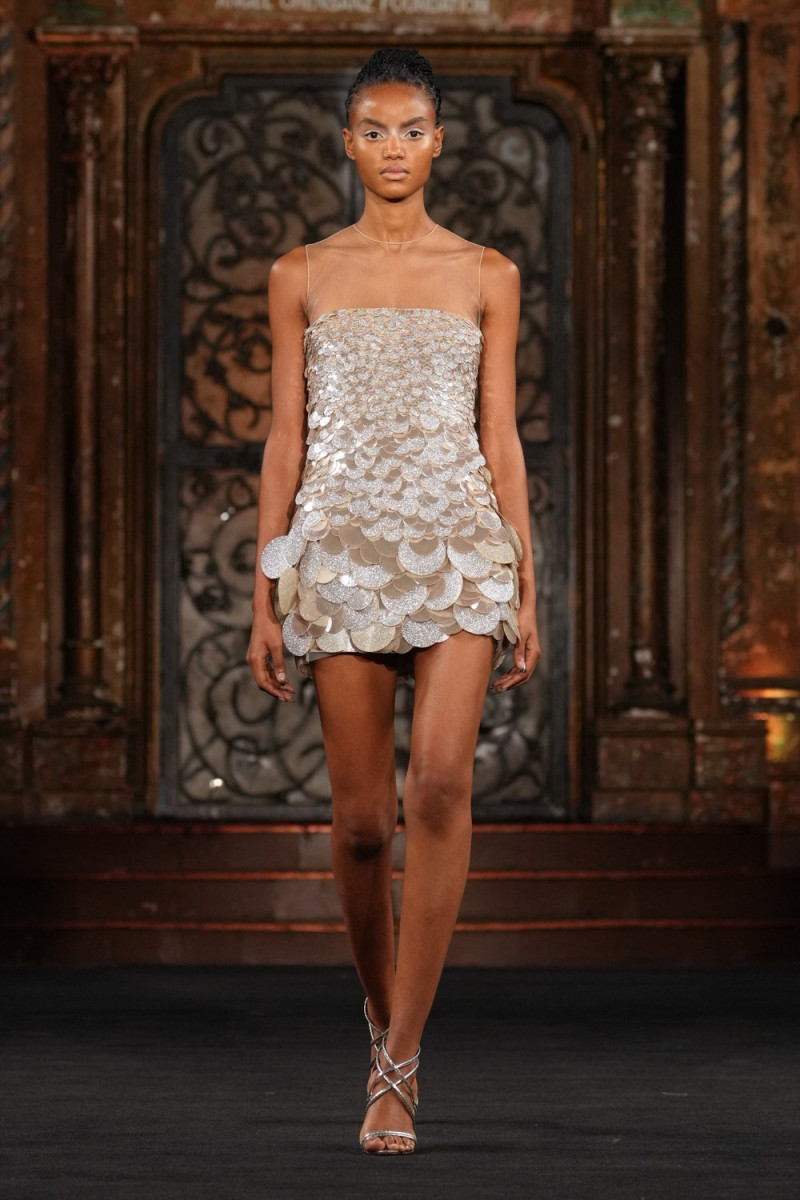 Naeem Khan fashion show for Spring/Summer 2025