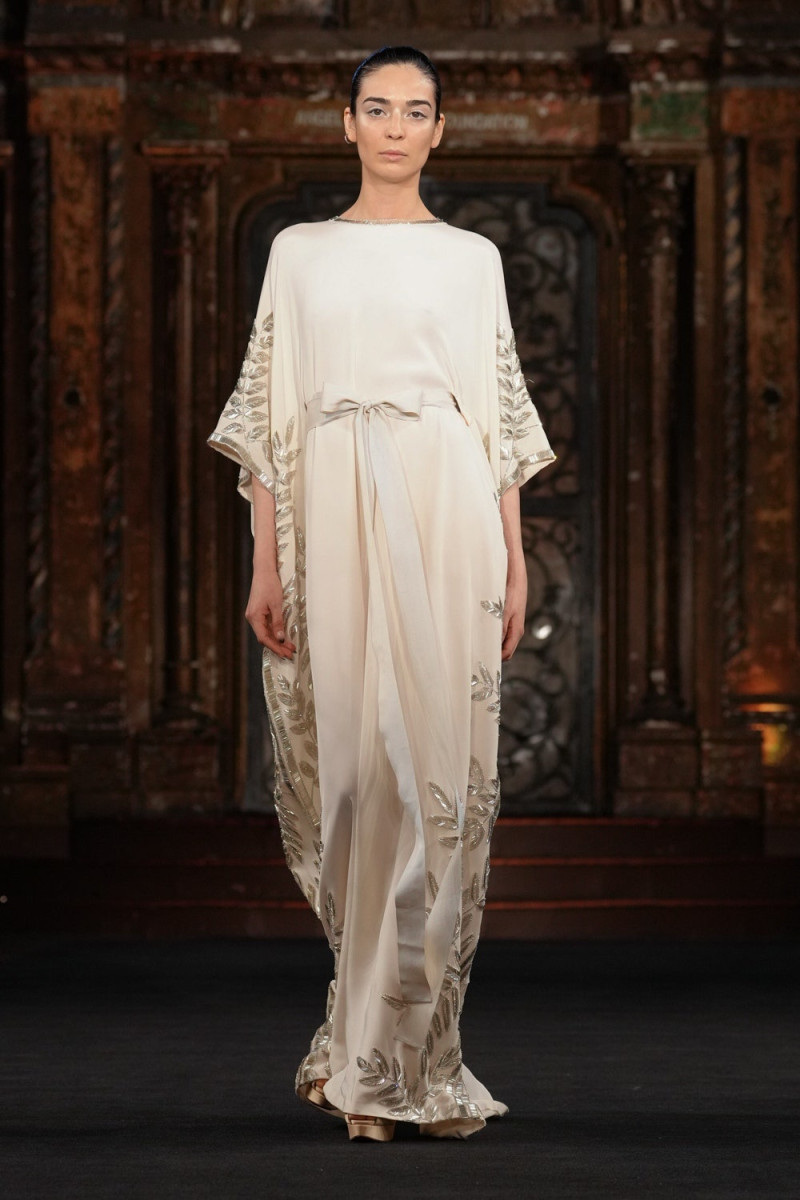 Naeem Khan fashion show for Spring/Summer 2025