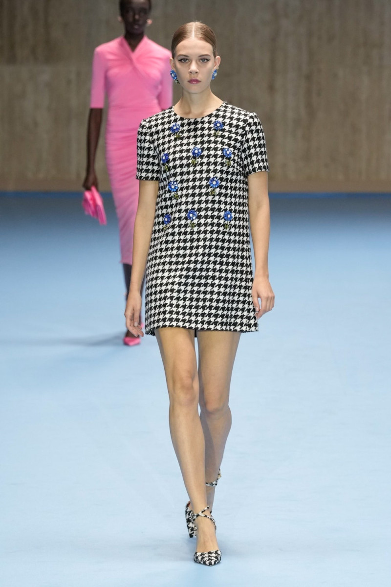 Carolina Herrera fashion show for Spring/Summer 2025