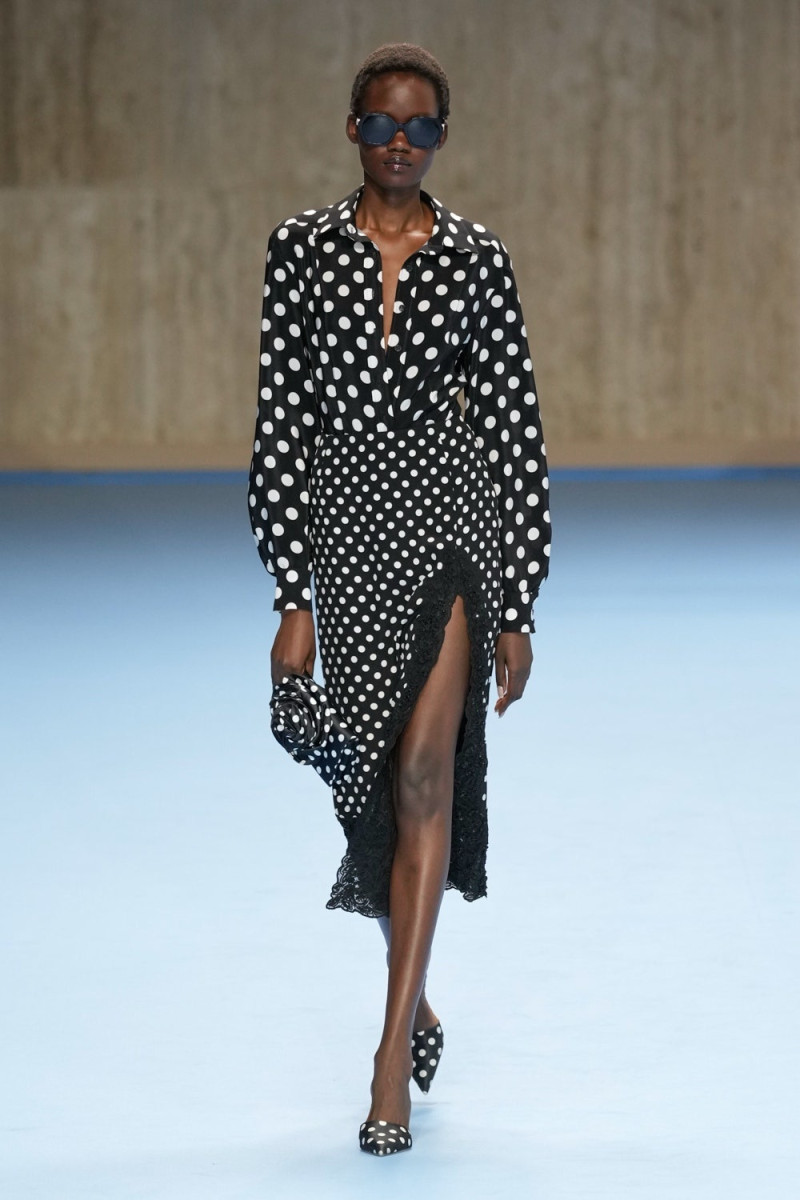 Carolina Herrera fashion show for Spring/Summer 2025