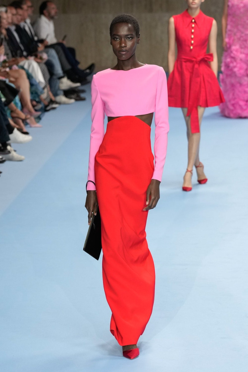 Carolina Herrera fashion show for Spring/Summer 2025