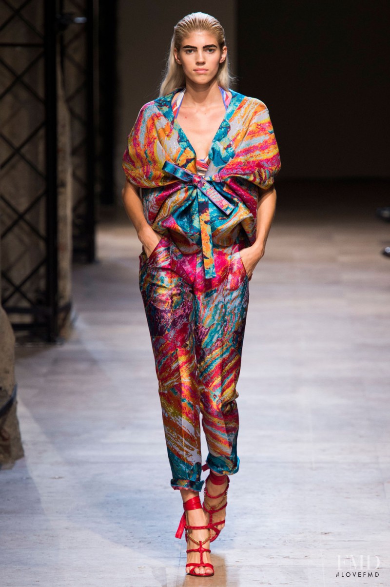 Leonard fashion show for Spring/Summer 2015