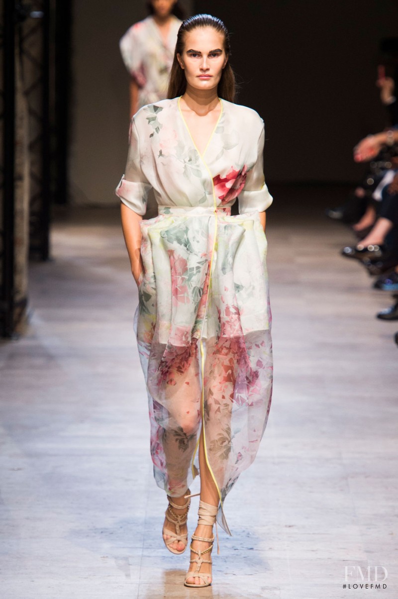 Leonard fashion show for Spring/Summer 2015