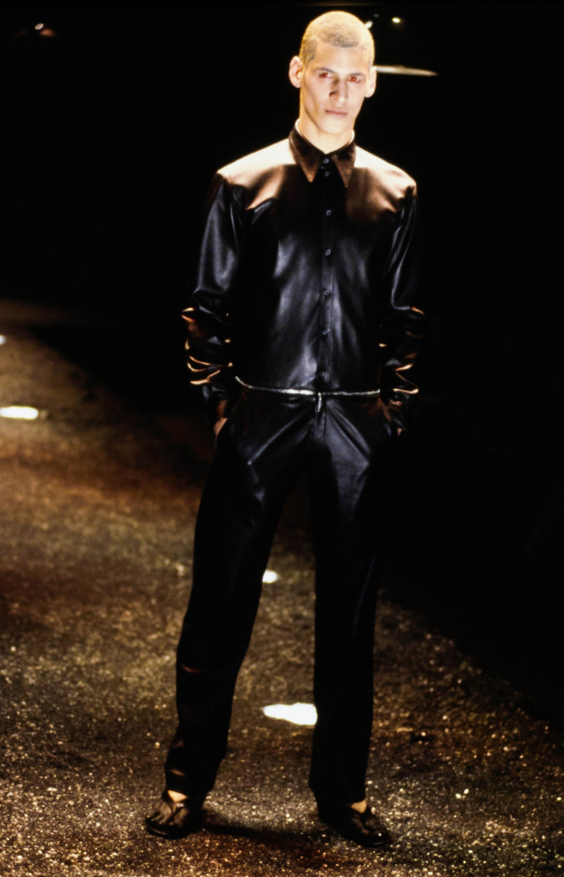 Alexander McQueen fashion show for Autumn/Winter 1998