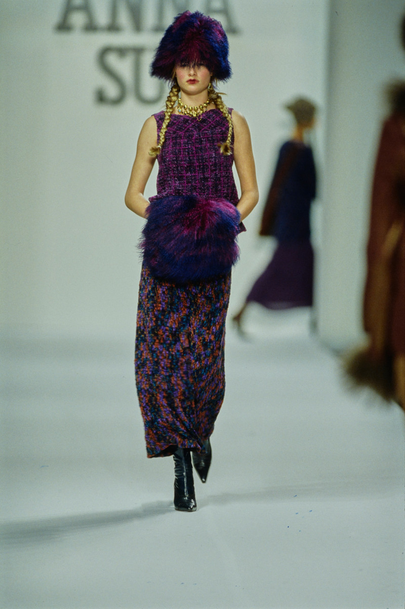 Anna Sui fashion show for Autumn/Winter 1998