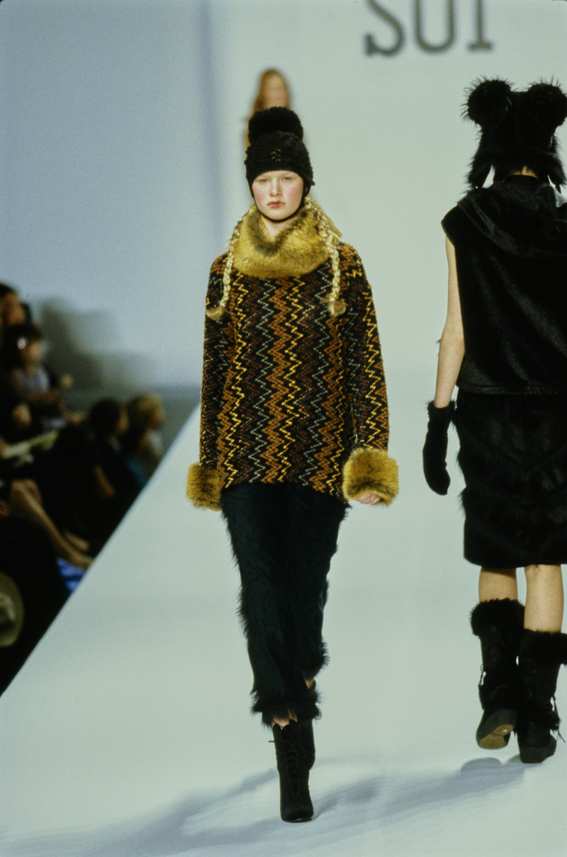 Anna Sui fashion show for Autumn/Winter 1998